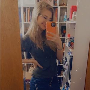 Meet your Posher, Victoria